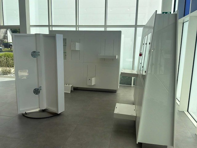 Showroomwand (2x) - afbeelding 1 van  5