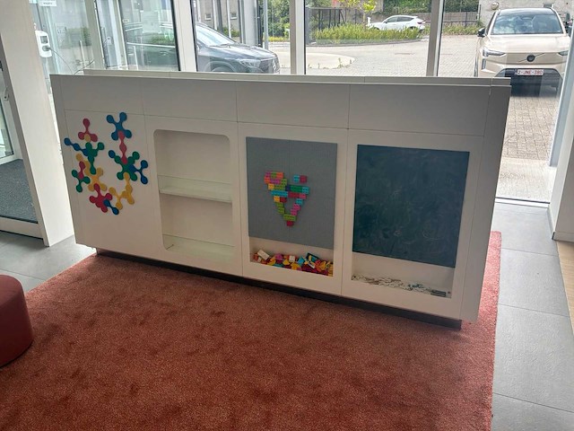 Showroomwand met touch display - afbeelding 5 van  7