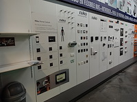Showroomwand - afbeelding 1 van  7