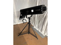 Showtec - folowspot 1200 - showtec folowspot 1200 volgspot - afbeelding 1 van  2