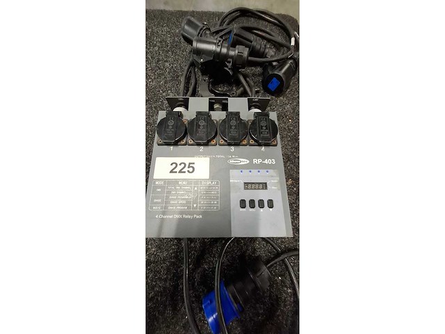 Showtec - rp-405 switchpack - dimmerpack - afbeelding 1 van  2