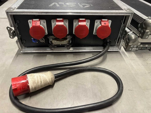 Showtec - v4 - showtec v4 motorsturing - afbeelding 2 van  2
