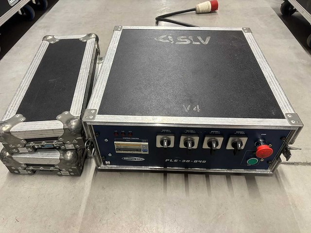 Showtec - v4 - showtec v4 motorsturing - afbeelding 1 van  2