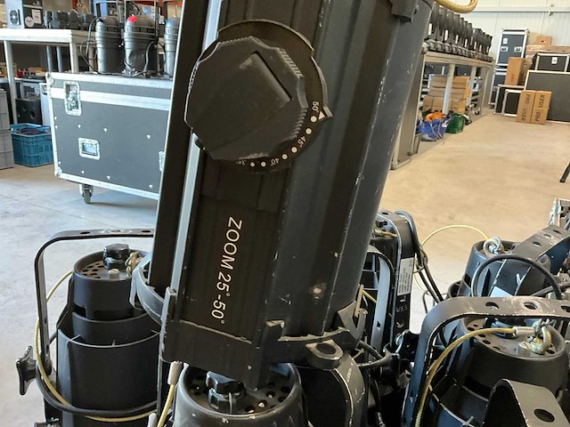Showtec 25-50° ts-2521 profiel spot zoom (8x) - afbeelding 2 van  4