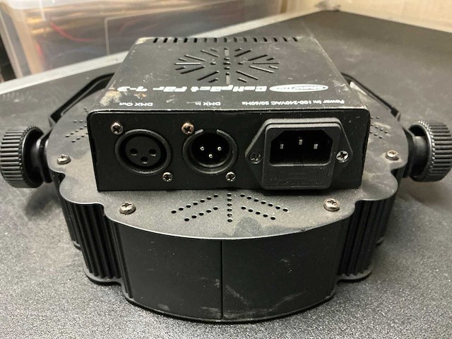 Showtec compact par 7-3 led spot (2x) - afbeelding 4 van  5