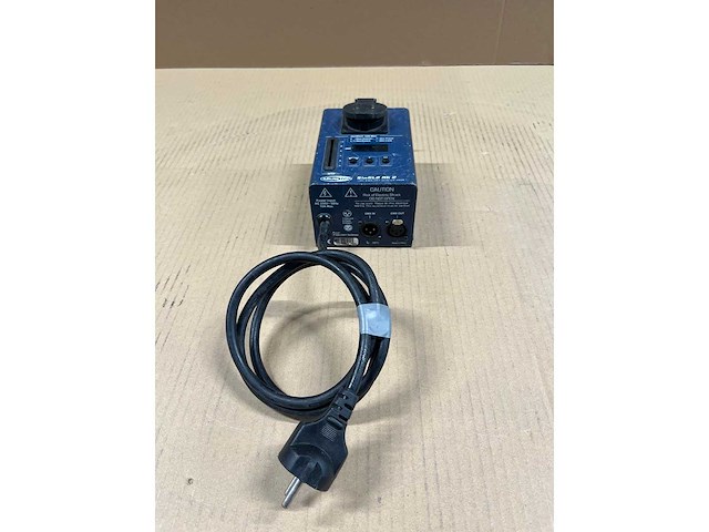Showtec dimmer 1x2kw single mk2 10a xlr3/schuko (with fader) - afbeelding 1 van  3