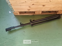 Showtec followspot stand zwart - afbeelding 1 van  3