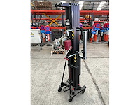 Showtec lat-06 manuele materiaallift - afbeelding 4 van  9