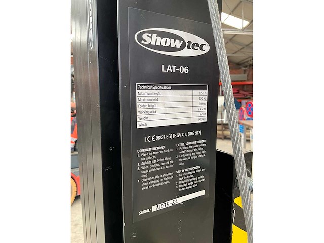 Showtec lat-06 manuele materiaallift - afbeelding 8 van  9