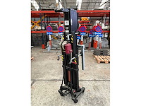 Showtec lat-06 manuele materiaallift - afbeelding 4 van  6