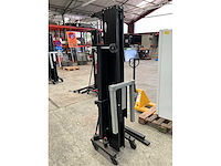 Showtec lat-06 manuele materiaallift - afbeelding 5 van  7