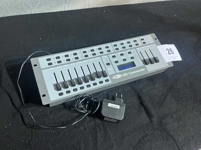Showtec led commander - afbeelding 1 van  5