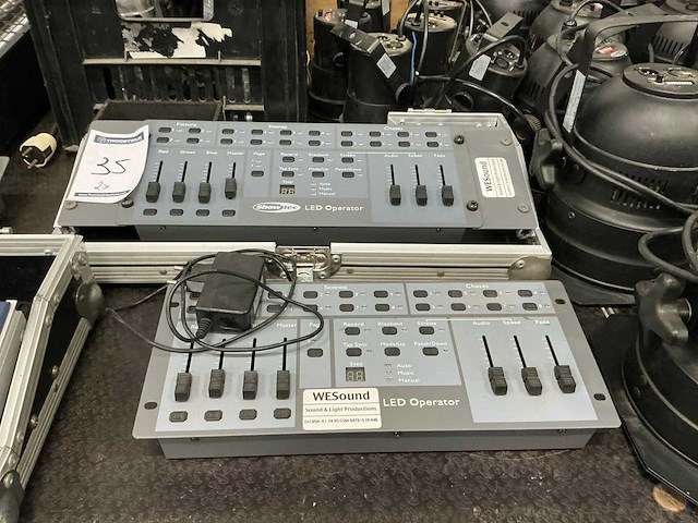 Showtec led operator lichtmengtafel (2x) - afbeelding 1 van  3