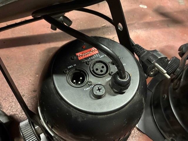 Showtec led parcan 56 (5x) - afbeelding 4 van  8