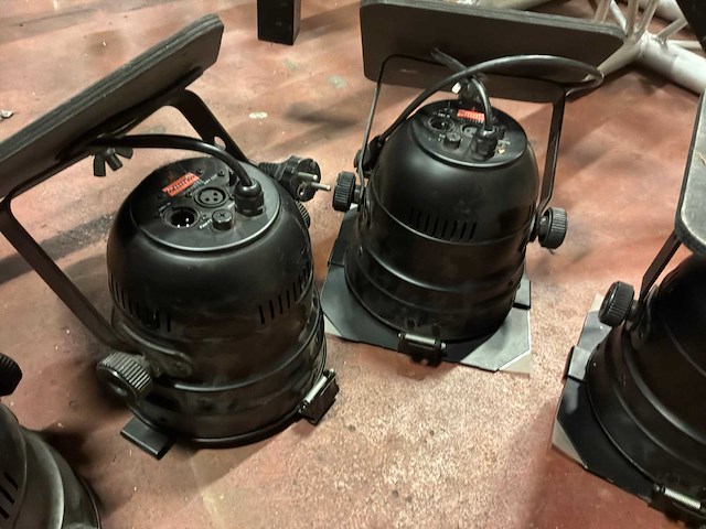 Showtec led parcan 56 (5x) - afbeelding 6 van  8