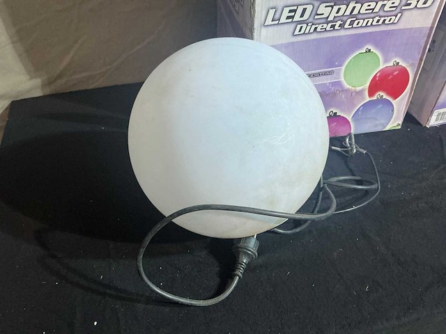 Showtec led sphere 30 lichtbol - afbeelding 2 van  3