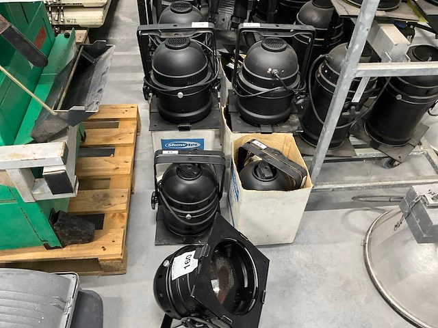 Showtec par 65 par spots (10x) - afbeelding 2 van  2
