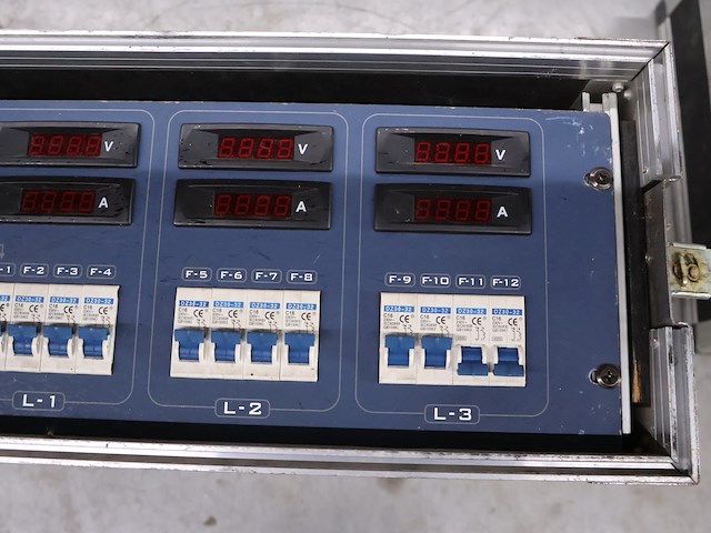 Showtec power verdeler - afbeelding 3 van  5