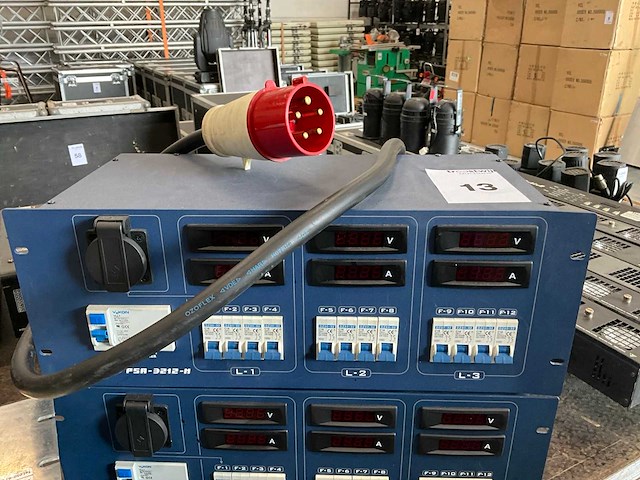 Showtec psa-3212-5 zekeringskast - afbeelding 1 van  2