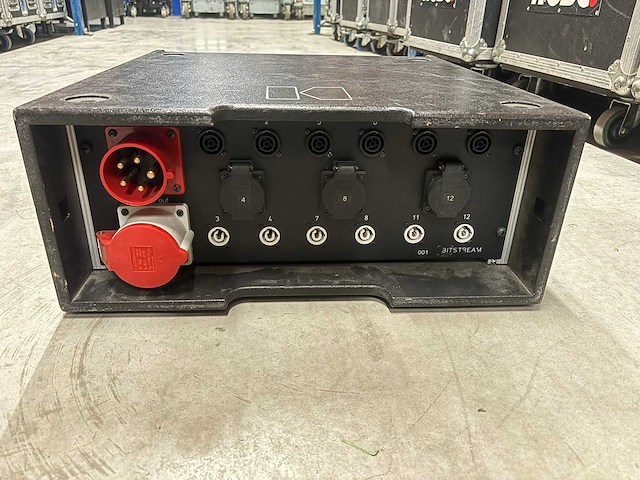 Showtec psu 32a - afbeelding 2 van  2