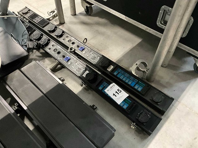 Showtec sliding show ar 4 sliding showbar (2x) - afbeelding 1 van  4