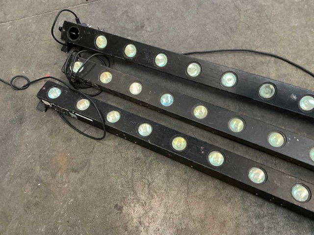 Showtec sunstrip (3x) - afbeelding 3 van  4