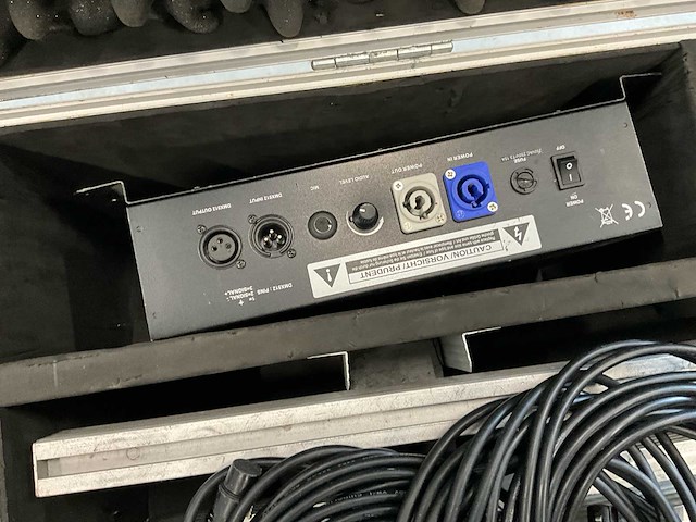Showtech, led octo strip - afbeelding 2 van  4