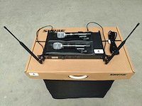 Shure - ulxd4d (h51) - dual wireless microphone kit