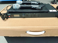 Shure - ulxd4d (h51) - dual wireless microphone kit - afbeelding 2 van  4