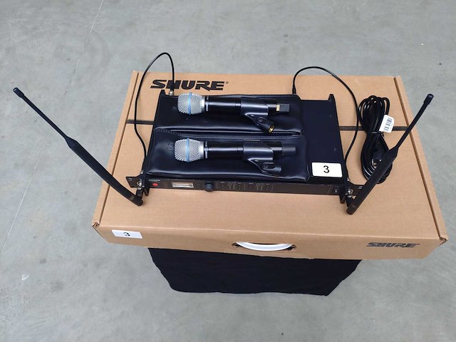 Shure - ulxd4d (h51) - dual wireless microphone kit - afbeelding 1 van  4