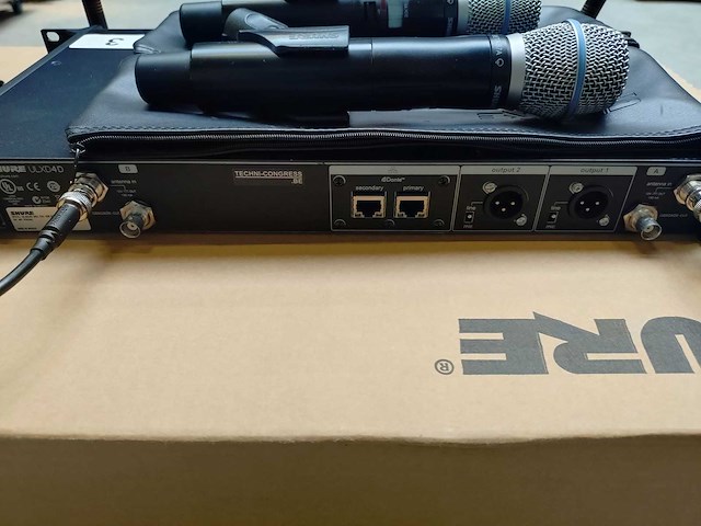 Shure - ulxd4d (h51) - dual wireless microphone kit - afbeelding 3 van  4
