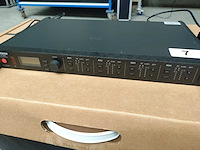 Shure - ulxd4q (h51) - quad wireless microphone receiver - afbeelding 2 van  3