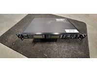 Shure - ur4d - receiver - afbeelding 1 van  4