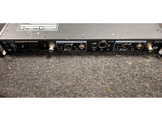 Shure - ur4d - receiver - afbeelding 4 van  4