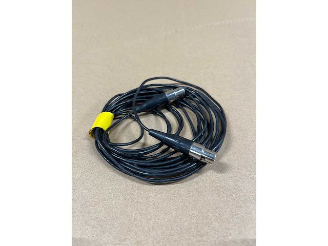 Shure ilp-1 condenser preamp (minixlr 3pins -> xlr3m) w/clamp shure a98d (drum) - afbeelding 5 van  5