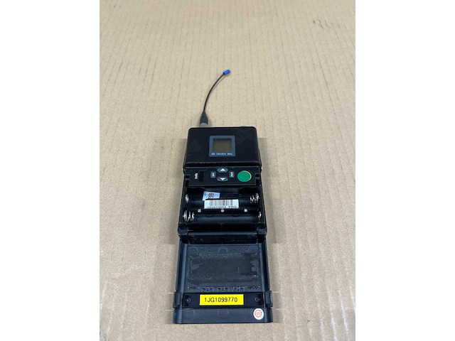 Shure ur1-q5 belt pack (740-814mhz) - afbeelding 3 van  4