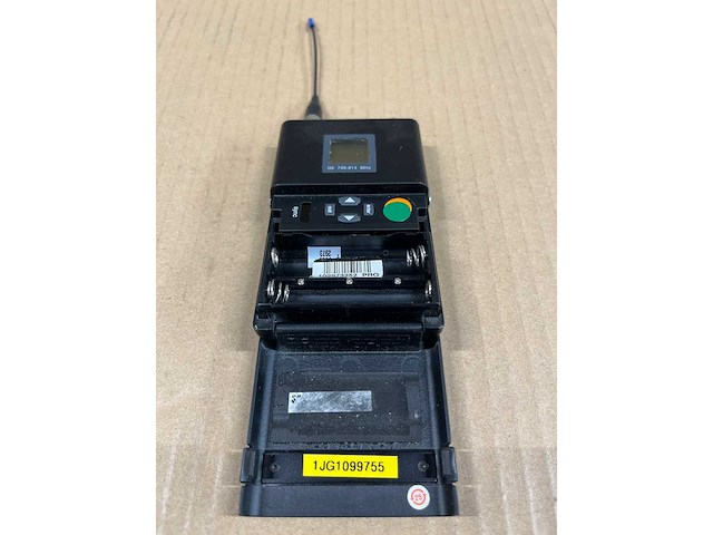 Shure ur1-q5 belt pack (740-814mhz) - afbeelding 3 van  4