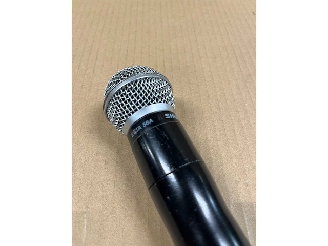 Shure ur2-g1e wireless microphone (470-530mhz) + beta 58a - afbeelding 1 van  5
