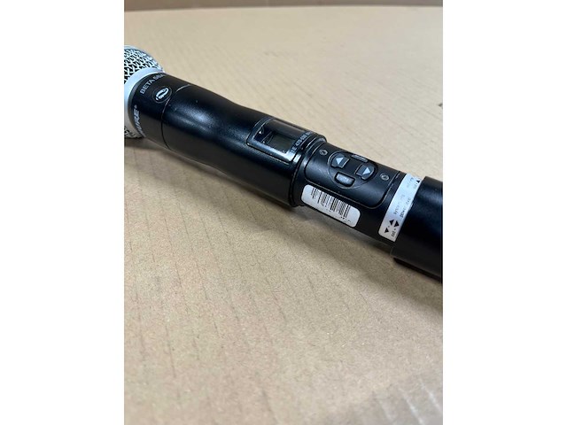 Shure ur2-g1e wireless microphone (470-530mhz) + beta 58a - afbeelding 5 van  5