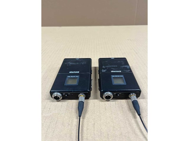 Shure ur4d-g1e 2ch set (470-530mhz) - afbeelding 4 van  16