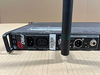 Shure ur4d-g1e dual wireless receiver (470-530mhz) - afbeelding 5 van  6
