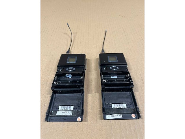 Shure ur4d-h4e 2ch wireless receiver set (518-578mhz) - afbeelding 8 van  8