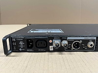 Shure ur4d+ k4e dual wireless receiver (606-666mhz) - afbeelding 5 van  6