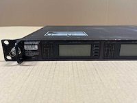 Shure ur4d+ k4e dual wireless receiver (606-666mhz) - afbeelding 2 van  6