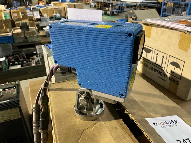 Sick dme3000-232p digitale afstandsmeter - afbeelding 2 van  5