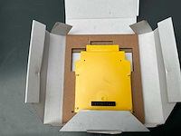 Sick fx3-moc100000 veiligheidsregelaar - afbeelding 1 van  3