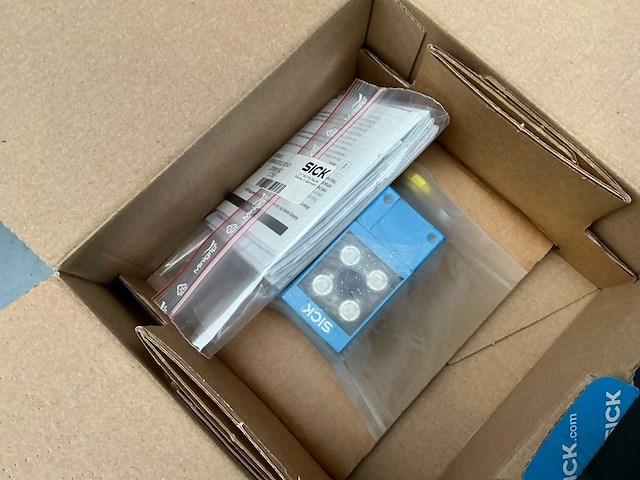 Sick irc620s-t11503 industrieel barcodelezer - afbeelding 1 van  3