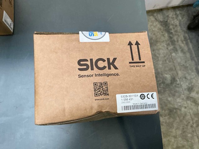 Sick s32b-3011ea remote scanner head safety laser - afbeelding 4 van  4