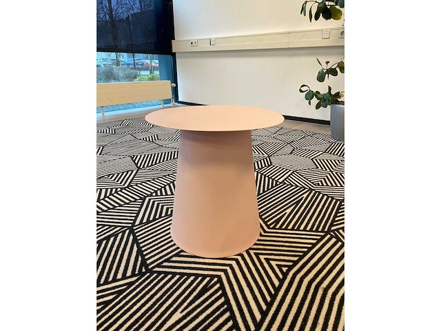 Side table - afbeelding 1 van  1