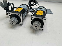 Siemens 1p8112430ke753 servomotor met rem (2x) - afbeelding 2 van  9